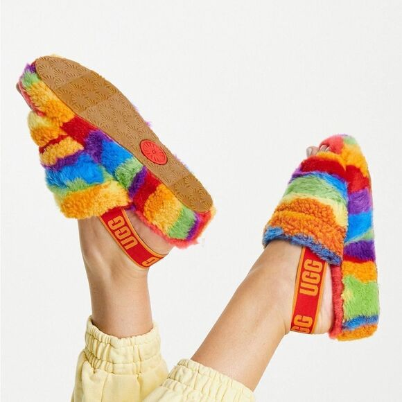 UGG Fluff Yeah slide slippers in rainbow - Picture 1 of 9